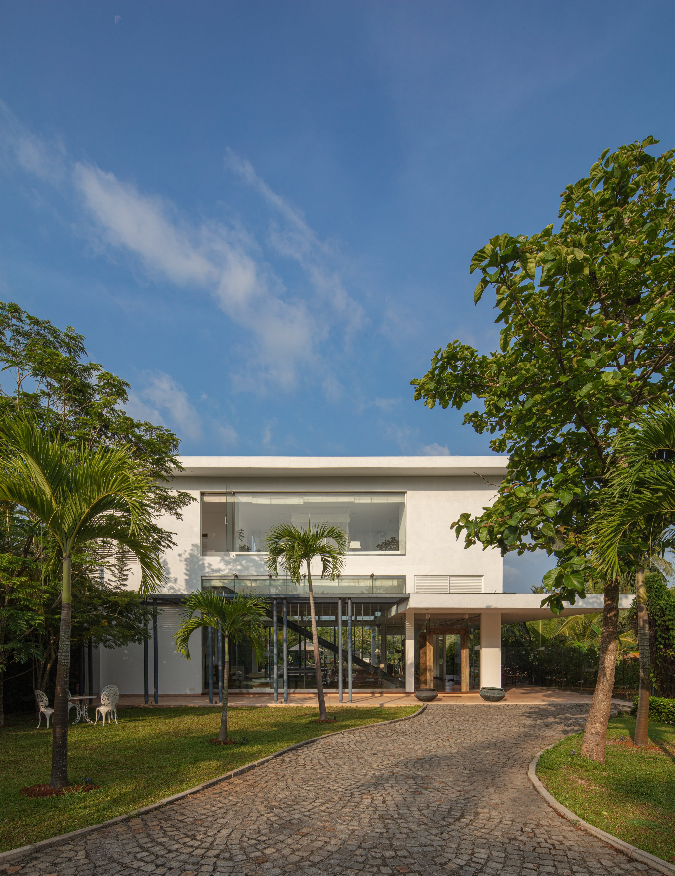 ARCHITECTURAL - RIVER HOUSE